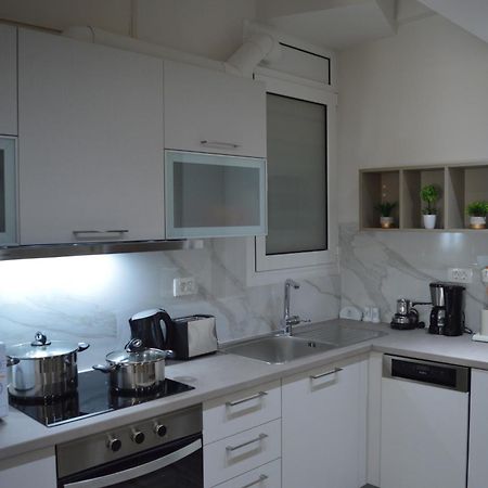Botonis Bright Spacious Apartment Chania  Exteriör bild