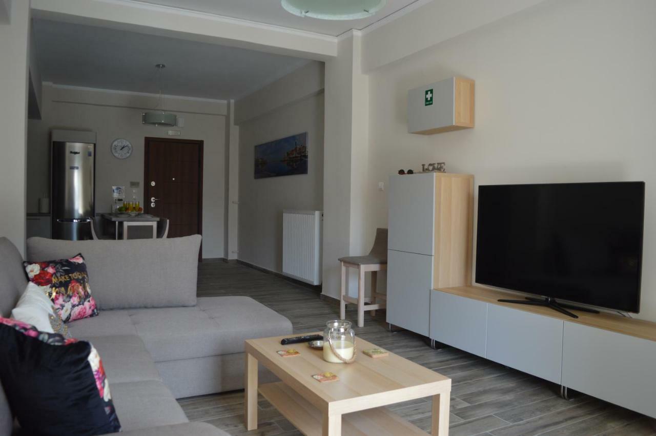Botonis Bright Spacious Apartment Chania  Exteriör bild