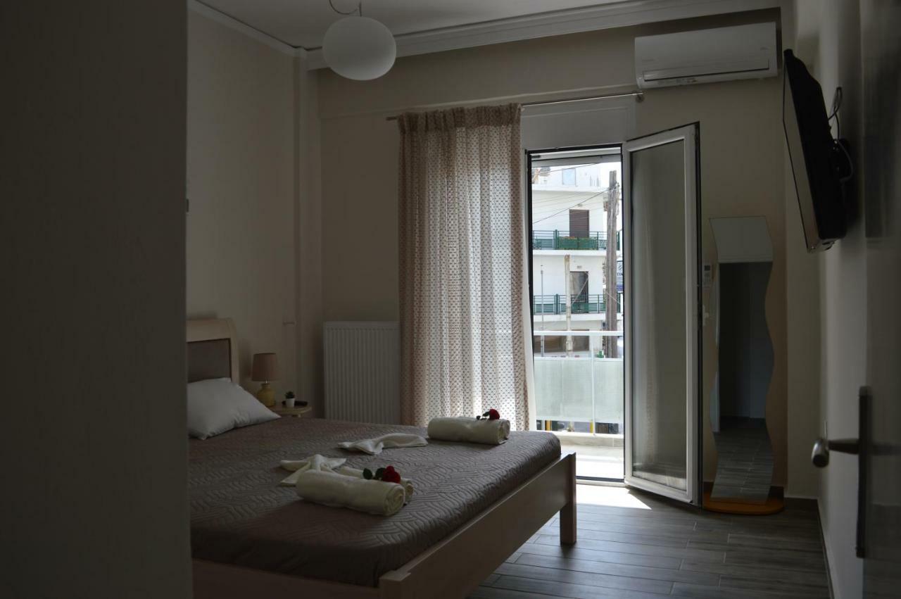 Botonis Bright Spacious Apartment Chania  Exteriör bild